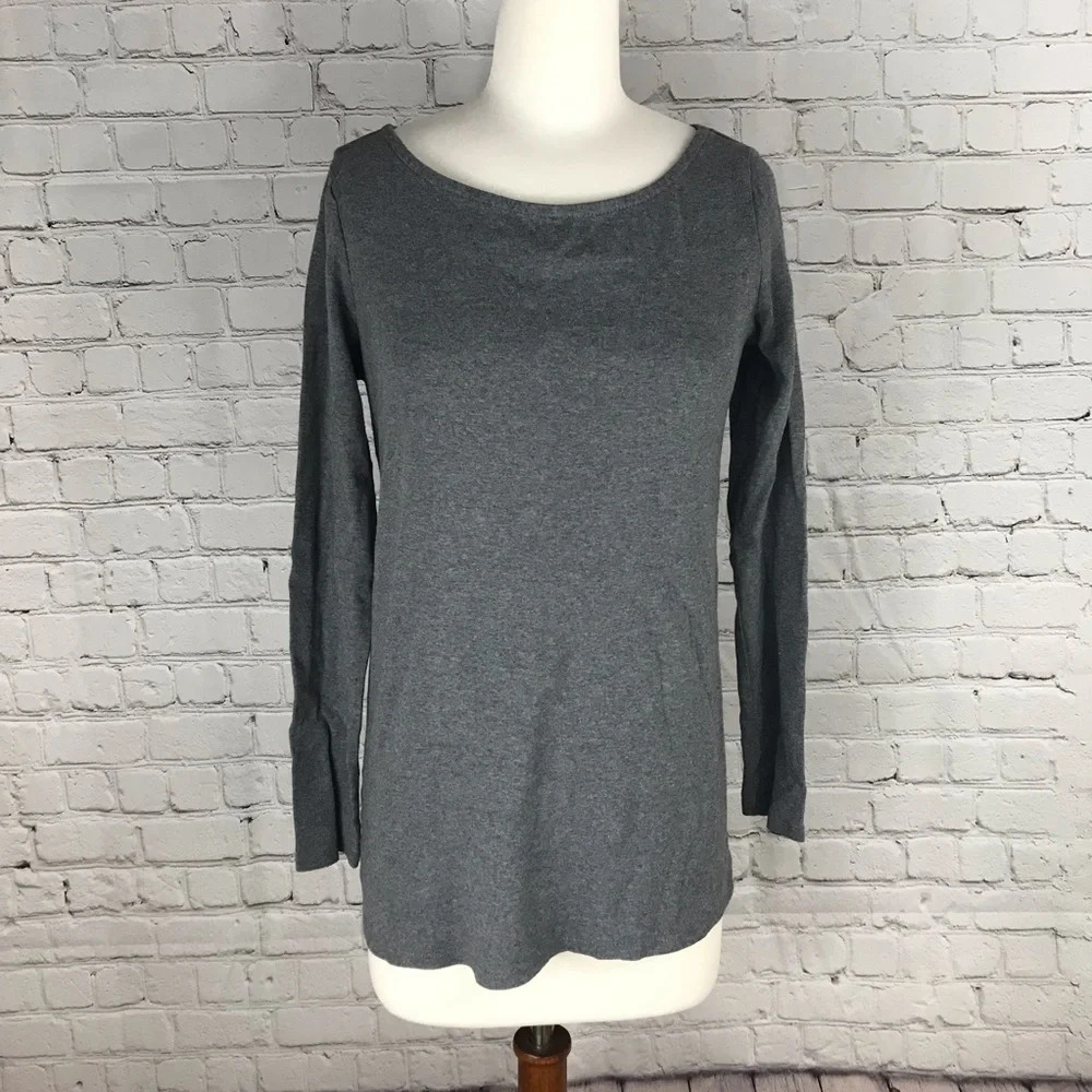 Motherhood Maternity Gray Long Sleeve Crew Neck Shirt - Size Medium